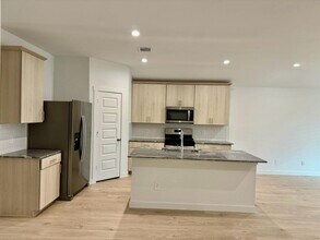 1631 Solana Dr in Fresno, TX - Building Photo - Building Photo