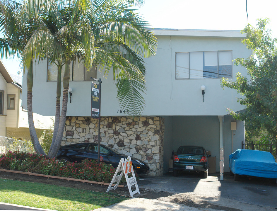 1648 Edgecliffe Dr in Los Angeles, CA - Building Photo