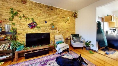 1313 W Addison St in Chicago, IL - Building Photo - Building Photo