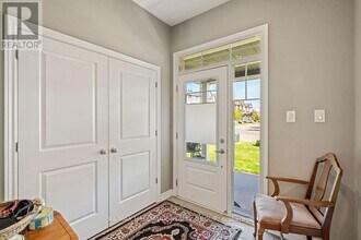 246 Yellowcress Wy in Ottawa, ON - Building Photo - Building Photo