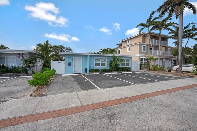 4537 Bougainvilla Dr in Lauderdale-by-the-Sea, FL - Building Photo - Building Photo