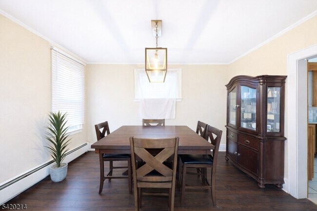 1019 Salem Rd in Union, NJ - Building Photo - Building Photo