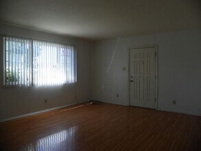 2700 Pennsylvania St NE in Albuquerque, NM - Building Photo - Building Photo