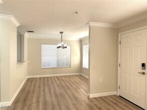 9465 Ivy Brook Run in Ft. Myers, FL - Building Photo - Building Photo