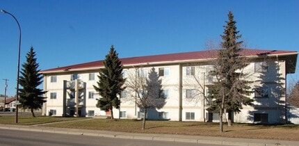 Mainstreet Apartments in Lloydminster, AB - Building Photo - Building Photo