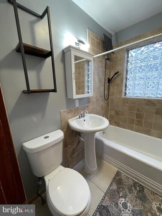 311 West Ave in Delanco, NJ - Building Photo