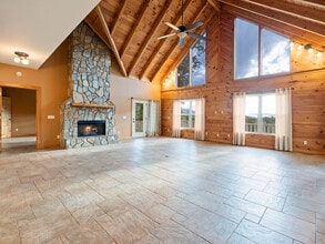 452 Lotawatah Dr in Burnsville, NC - Building Photo - Building Photo
