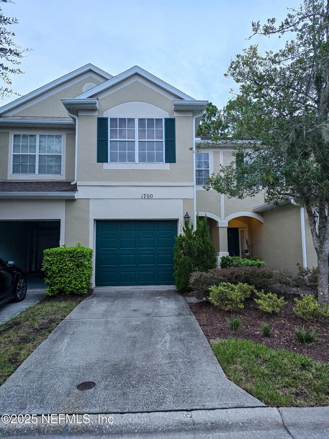 property at 7990 Baymeadows Rd