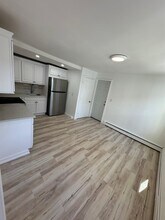 80 5th Ave, Unit 2 in Haverhill, MA - Foto de edificio - Building Photo