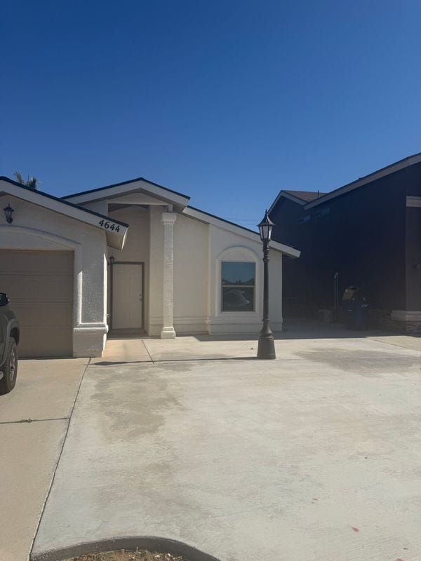 4644 Beacham St in El Paso, TX - Building Photo - Building Photo