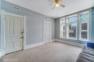 1650 N Oakley Ave in Chicago, IL - Building Photo - Building Photo