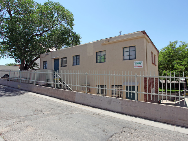 1617 Gold Ave SE in Albuquerque, NM - Building Photo - Building Photo