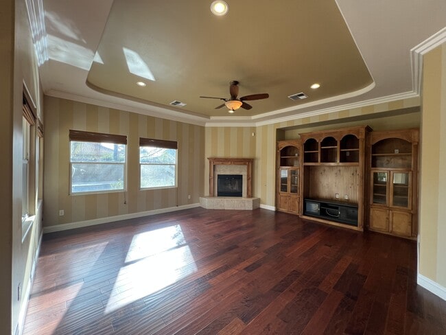 12309 Thornwood Dr in Bakersfield, CA - Building Photo - Building Photo