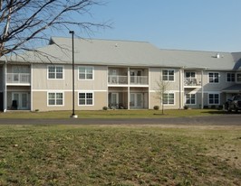 Alpine Haus in Gaylord, MI - Building Photo