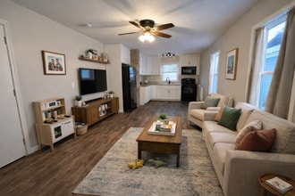 Wildwood Apartments in Montevideo, MN - Foto de edificio - Building Photo