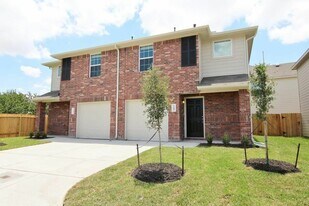 13003 Bella Vida Ln in Houston, TX - Building Photo