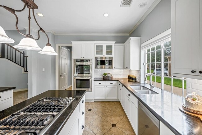 property at 4602 Gladesdale Park Ln