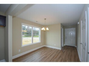 2229 N Greenwood Dr in Johnson City, TN - Building Photo - Building Photo