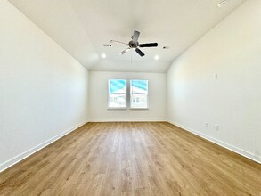 2579 N Snowball Dr in Fayetteville, AR - Building Photo - Building Photo