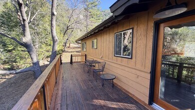 53390 Circle View Dr in Idyllwild, CA - Foto de edificio - Building Photo