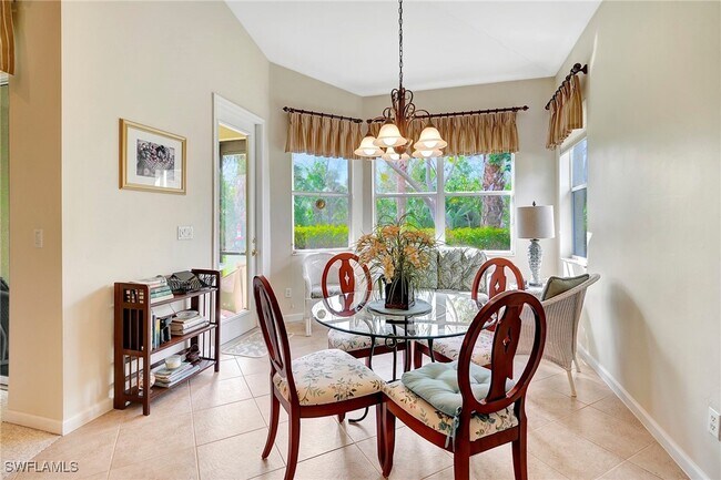 11970 Bramble Cove Dr in Ft. Myers, FL - Building Photo - Building Photo