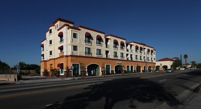 B in Rosemead, CA - Building Photo - Building Photo