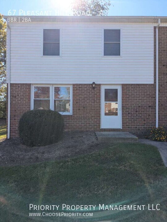 67 Pleasant Hill Rd in Harrisonburg, VA - Building Photo