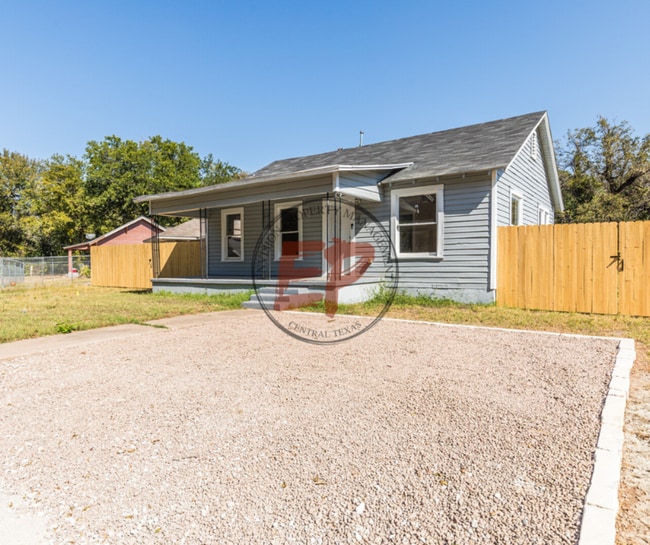 1001 Preston St in Waco, TX - Building Photo - Building Photo