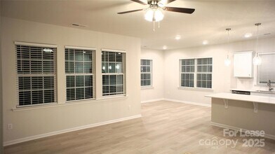 107 Pampas Pl in Statesville, NC - Building Photo - Building Photo