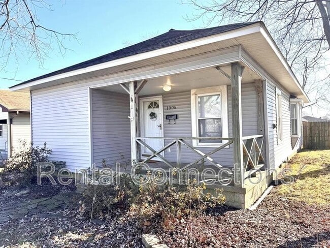 1005 E Carter St in Marion, IL - Building Photo - Building Photo