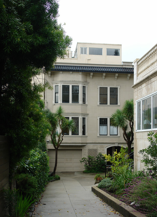 941-947 Lombard St in San Francisco, CA - Building Photo