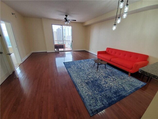 285 Centennial Olympic Park Dr NW in Atlanta, GA - Foto de edificio - Building Photo