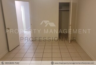 352 Brendalwood Cove in Brandon, MS - Building Photo - Building Photo