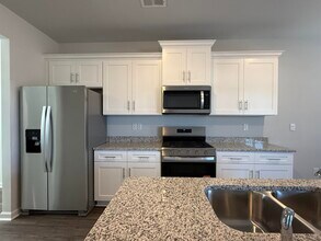 935 Raghorn Rd in Grovetown, GA - Building Photo - Building Photo