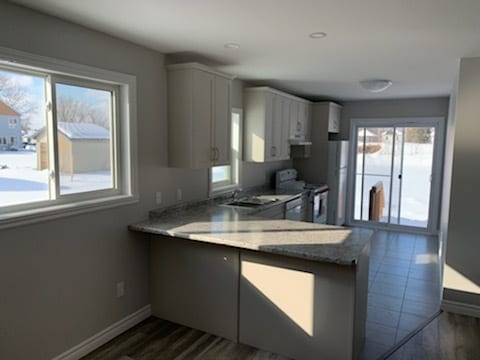 215 Third St W in Cornwall, ON - Building Photo - Building Photo