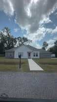 1025 Timber Trails Rd in Breaux Bridge, LA - Building Photo