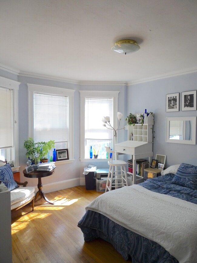 156 Russett Rd, Unit a, Unit a