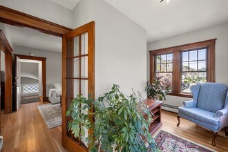 15 Hollis St, Unit #2 in Cambridge, MA - Foto de edificio - Building Photo