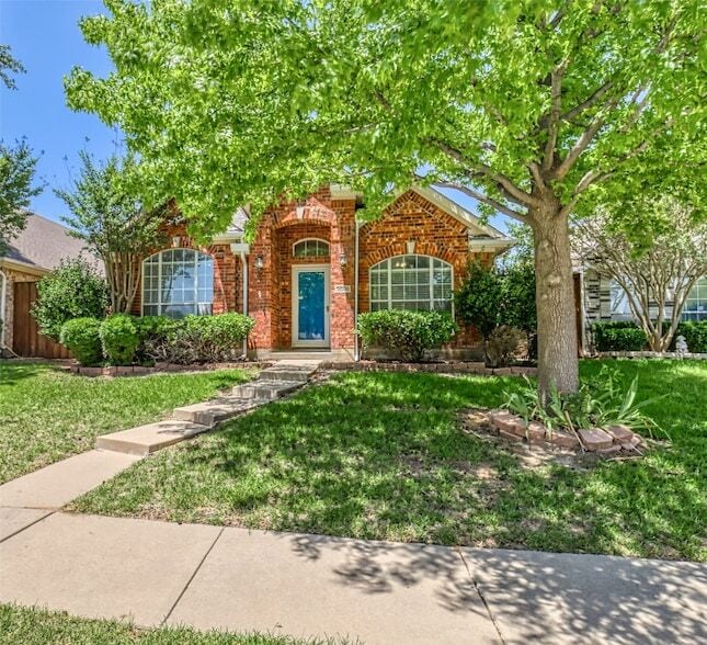 property at 3009 Ridge Hollow Dr