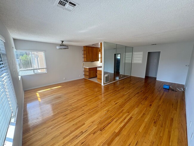 property at 1128 21st St