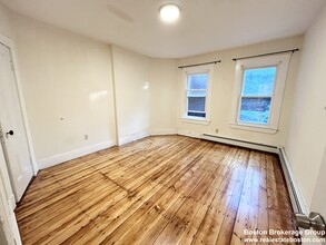 81 Windsor St, Unit 1 in Boston, MA - Building Photo - Building Photo