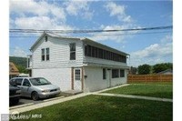 150 S Bolton St in Romney, WV - Foto de edificio - Building Photo