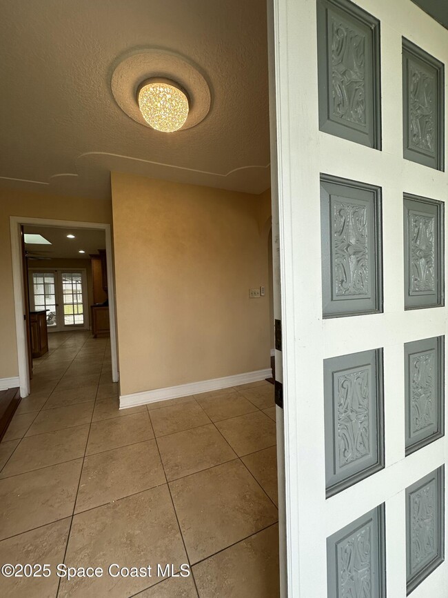 1084 Herne Ave NE in Palm Bay, FL - Building Photo - Building Photo