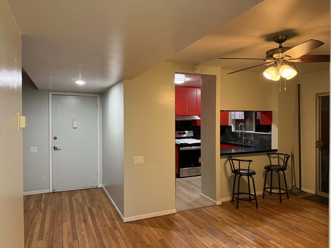 property at 3200 S Sepulveda Blvd