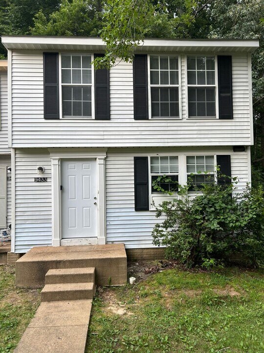 9433 Inaugural Dr in King George, VA - Building Photo