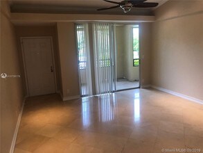 711 Lyons Rd-Unit -14205 in Coconut Creek, FL - Building Photo - Building Photo