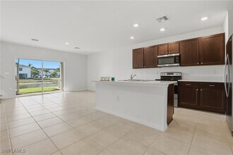 15368 Wildflower Cir in Naples, FL - Building Photo - Building Photo