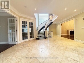 12 A Ava Crescent in Richmond Hill, ON - Building Photo - Building Photo