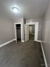 457 6th St in Niagara Falls, NY - Building Photo - Building Photo
