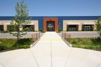 3590 Sacramento Dr in San Luis Obispo, CA - Building Photo - Building Photo